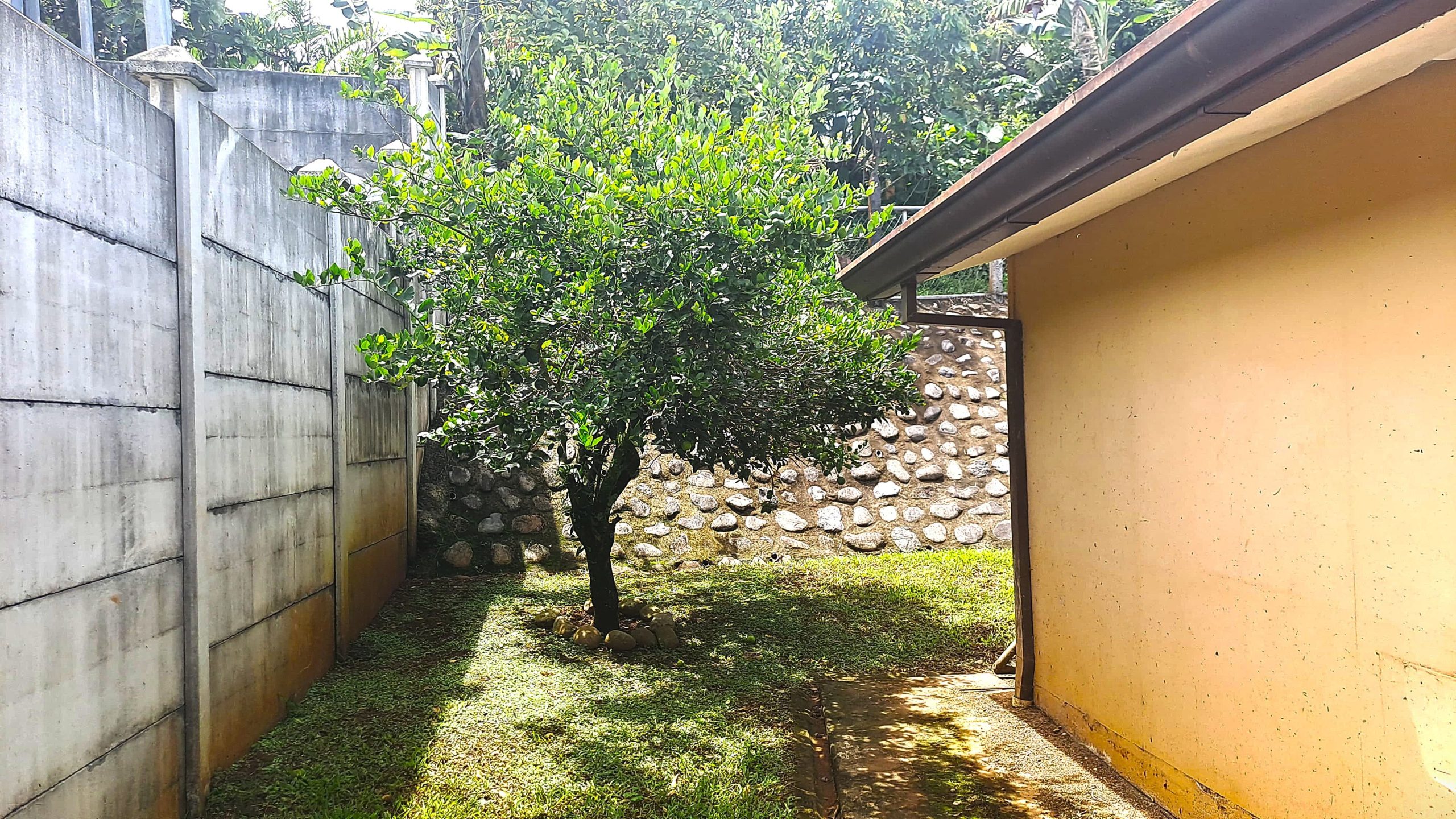 Conveniently Located House in Perez Zeledon, Costa Rica
