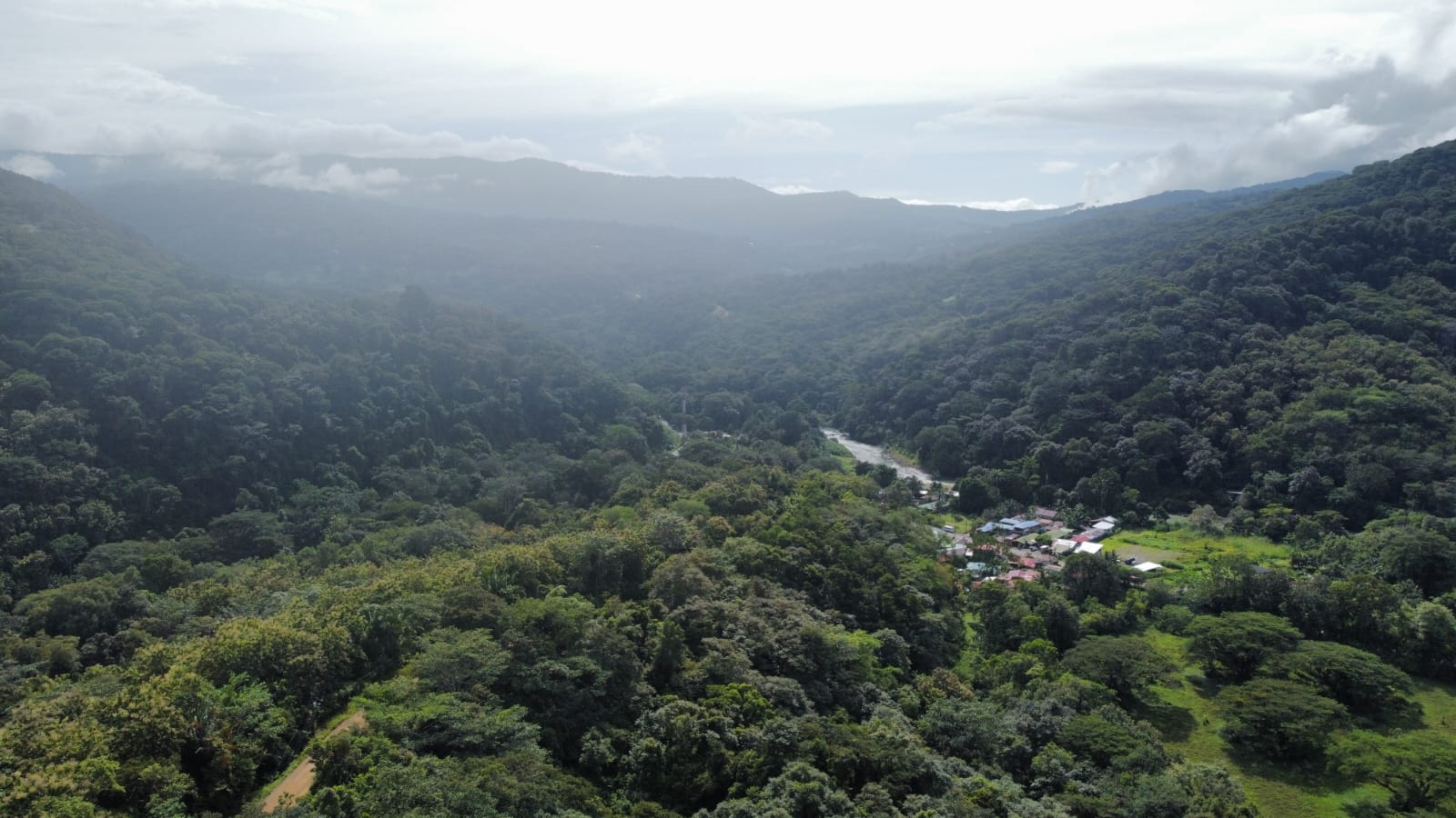 Prime 4.4-Acre Property Near the Pacific Coast – Endless Potential Awaits