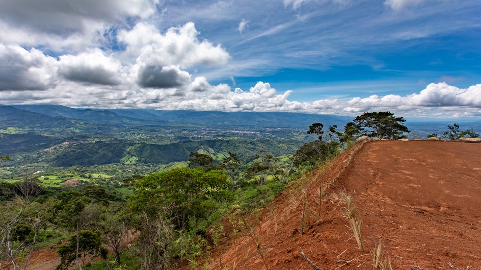  Spectacular Property with Chirripo Mountain  and San Isidro City Views