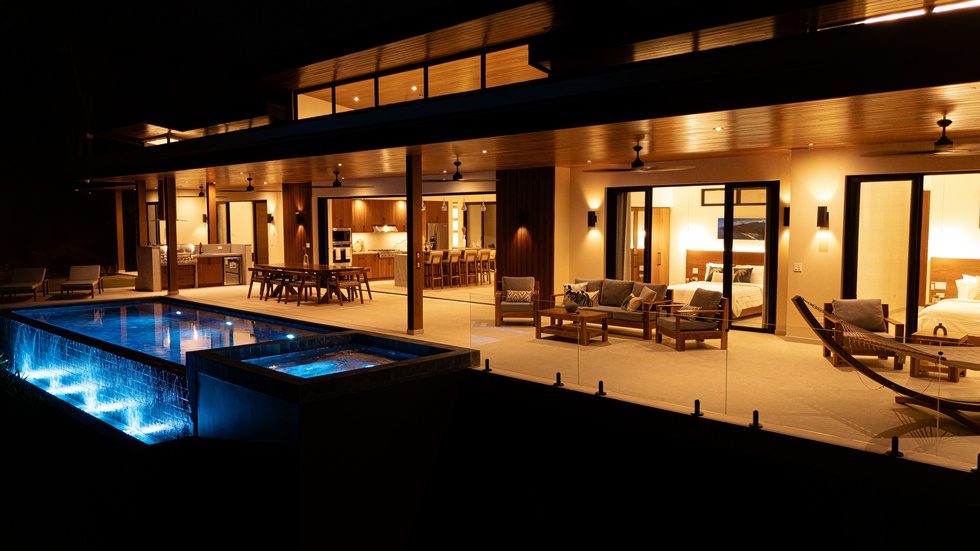 3 Bedroom Luxury Modern Tropical Home in Dominical