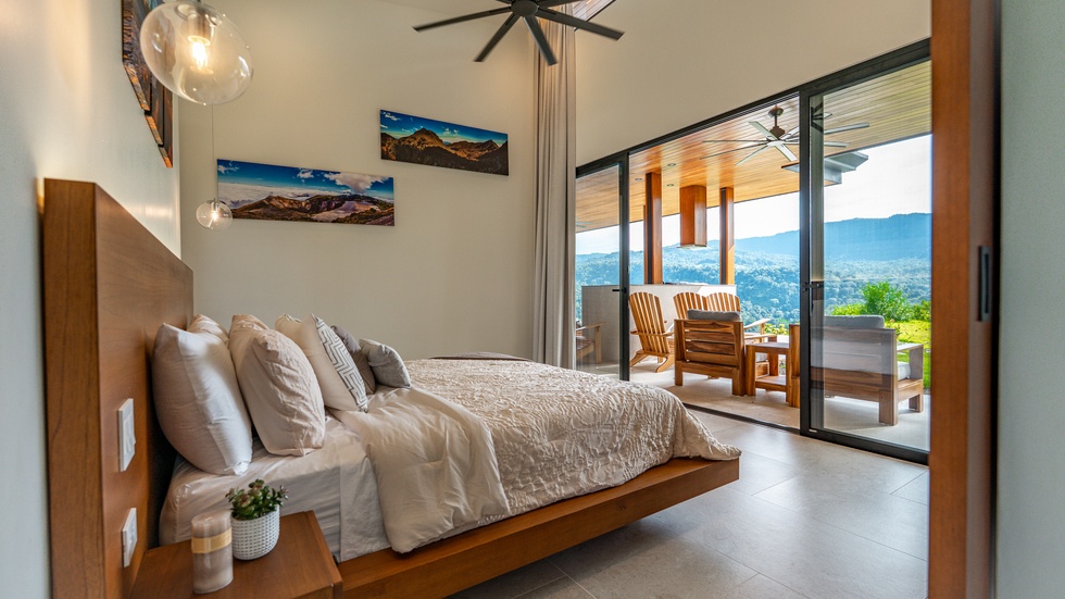 3 Bedroom Luxury Modern Tropical Home in Dominical