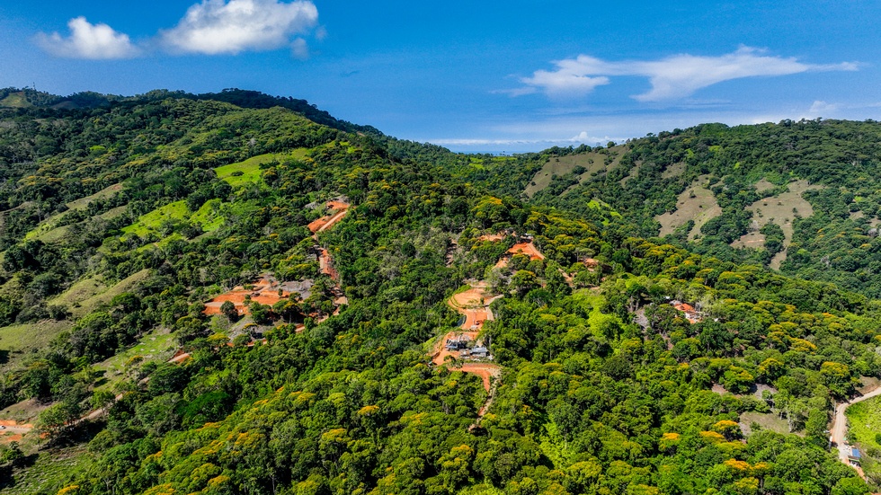 Waterfall View Homesites and Nature Community Playa Dominical