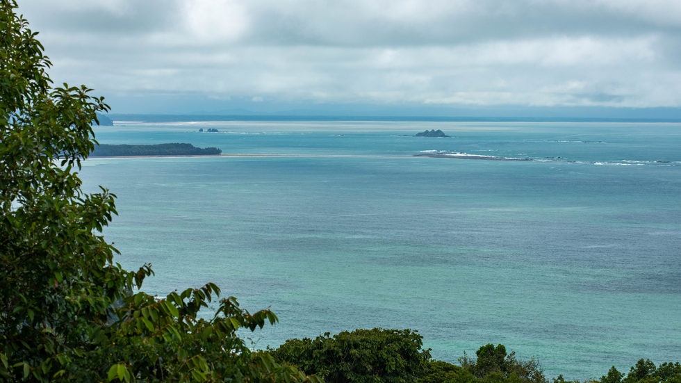 🌅 Front-Row Panoramic Sunset Ocean View Estate in San Martín