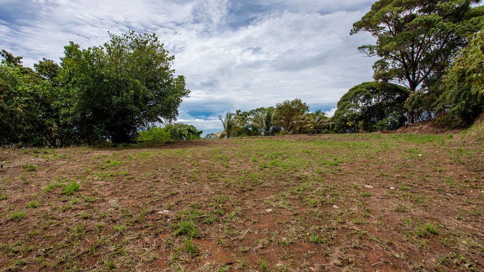 🌅 Front-Row Panoramic Sunset Ocean View Estate in San Martín