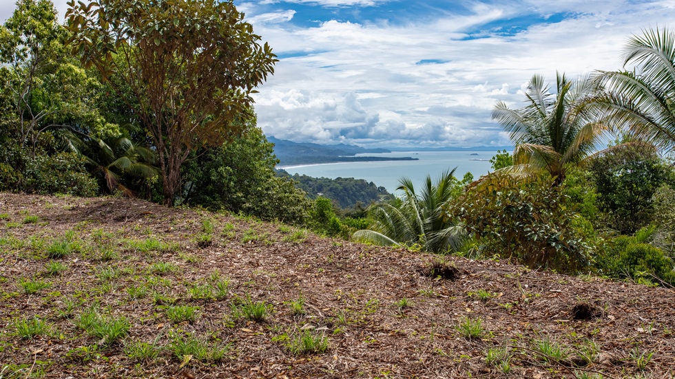 🌅 Front-Row Panoramic Sunset Ocean View Estate in San Martín
