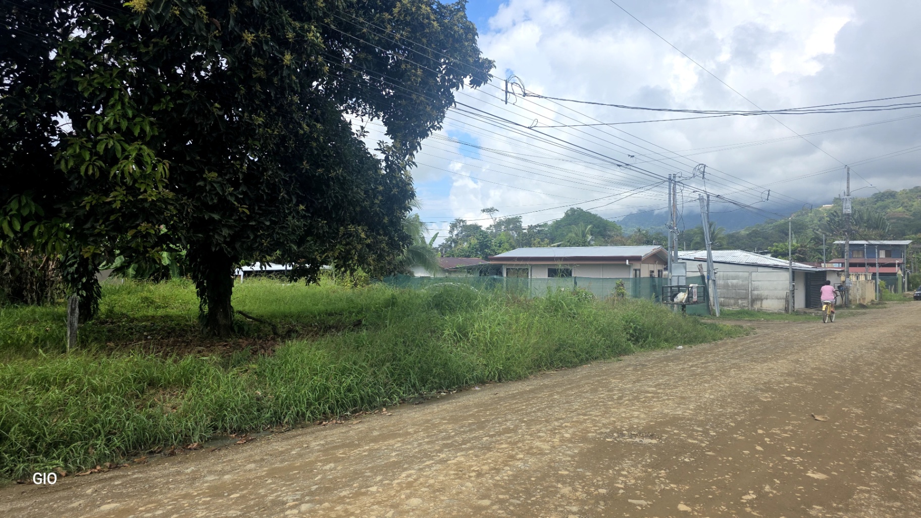 Unique Investment Opportunity in the Heart of Uvita 🌊