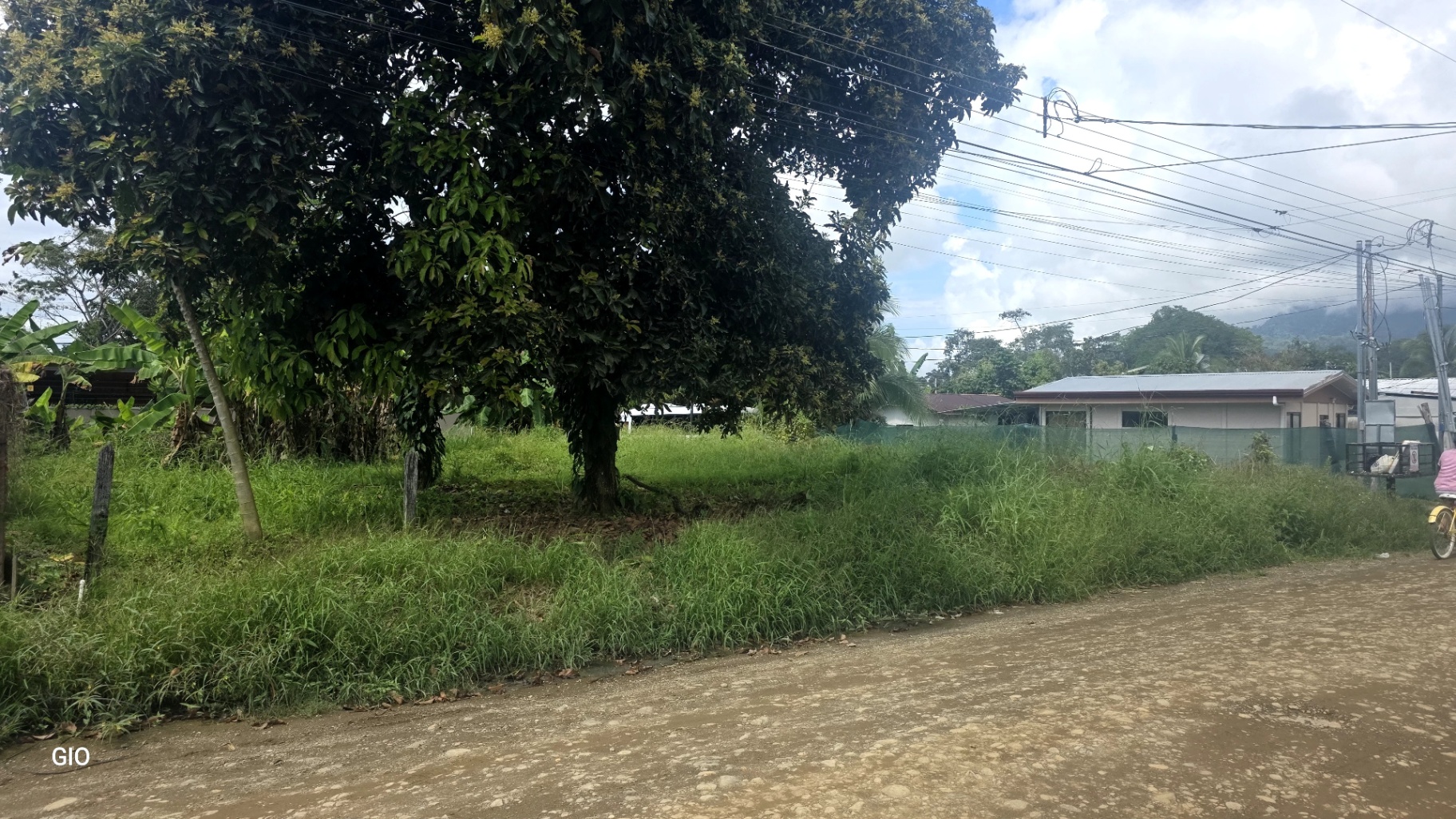 Unique Investment Opportunity in the Heart of Uvita 🌊