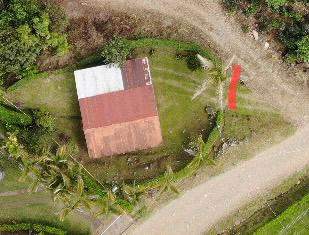 MODERN COUNTRY HOUSE WITH GUEST COTTAGE AMIDST A COFFEE PLANTATION