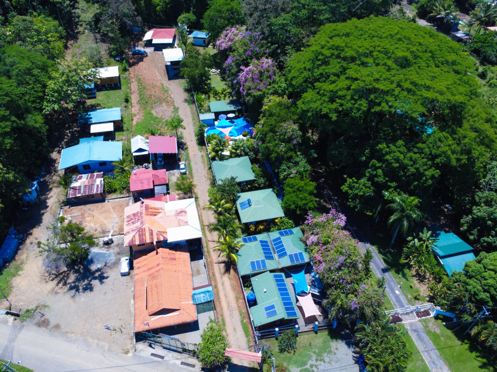 🌴 INCOME-PRODUCING VILLA HOTEL FOR SALE 🌊